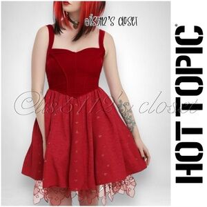 Hot Topic Disney Alice Through The Looking Glass Red Queen Heart Dress Sz Small